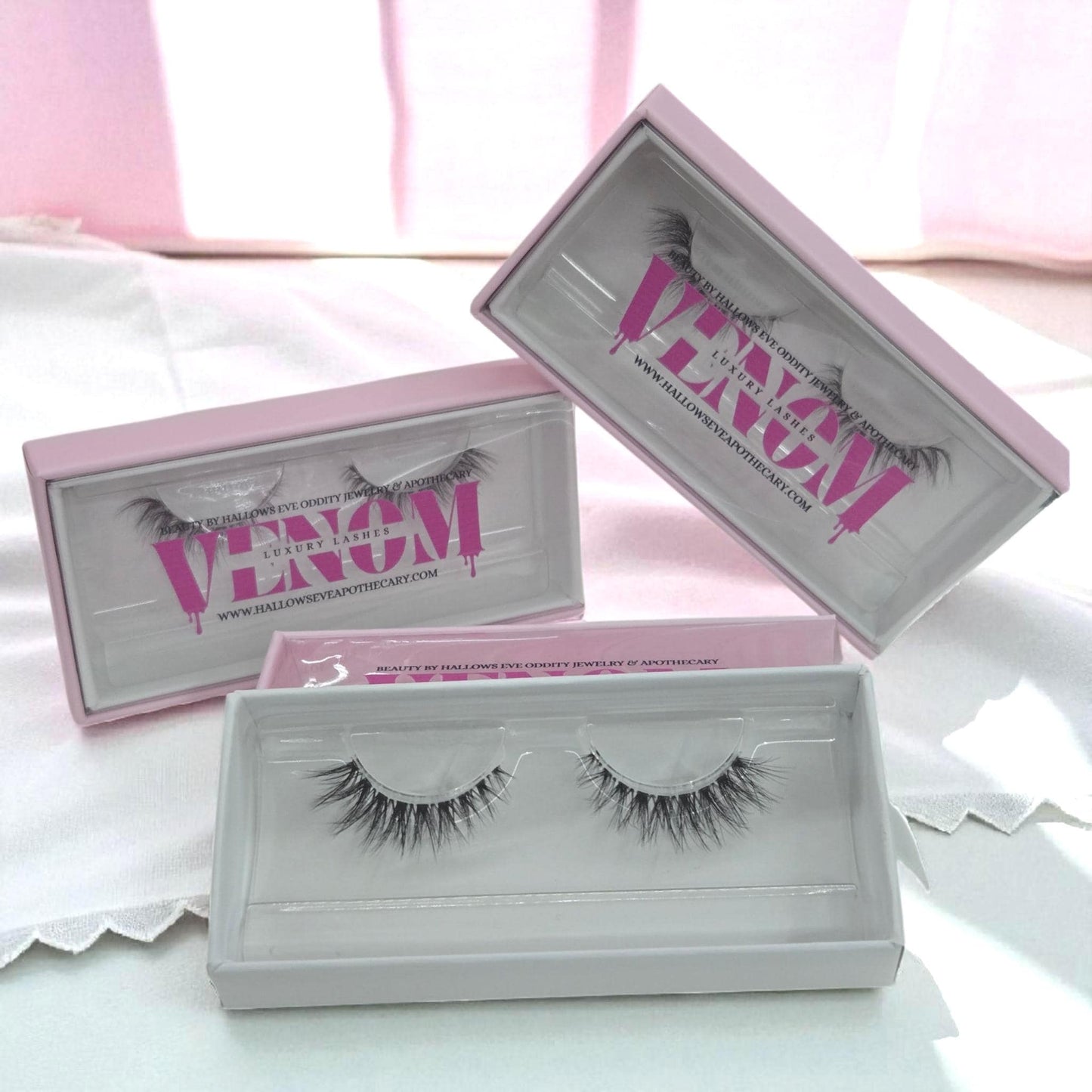 EXTRA- Volume False Eyelashes: Venom Luxury Long Fluffy Lashes